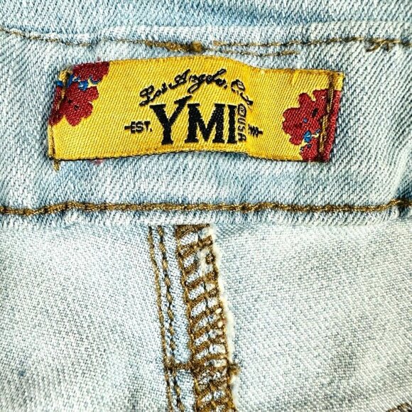 YMI Light Wash Distressed Denim Overalls Womens Size 11 - Picture 6 of 11